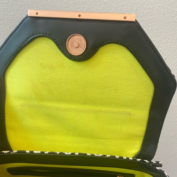 Ted Baker London Black & White Woven Purse with rose gold accents - Picture 10 of 11